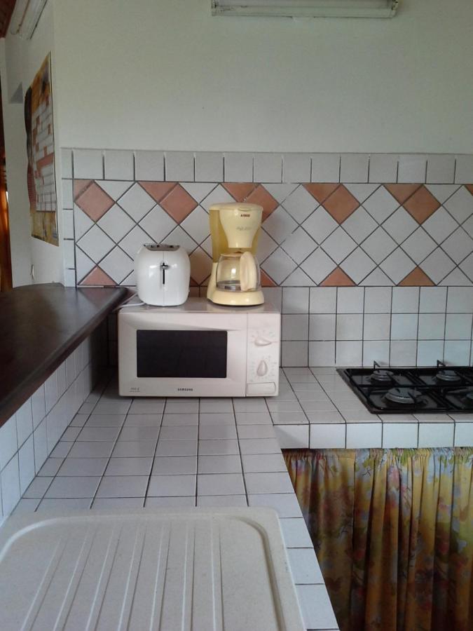 Ferienwohnung Chez Rosy Le Robert Exterior foto